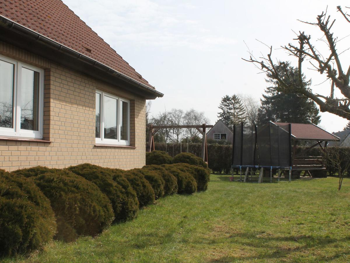 Comfy Farmhouse In Brusow With Garden Kröpelin Extérieur photo